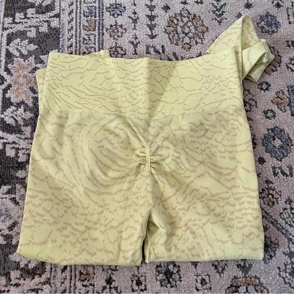 Gymshark Seamless Legging - Picture 4 of 5